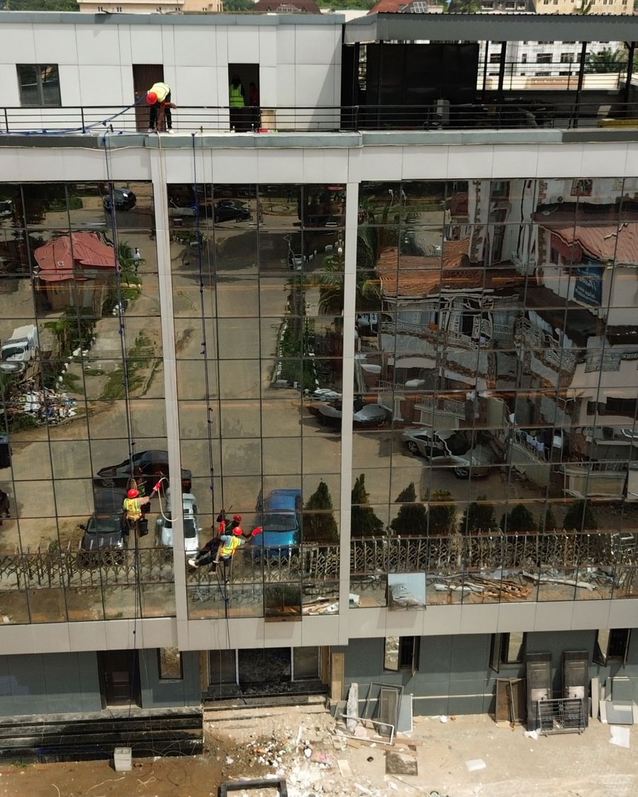 Federal High Court facade cleaning